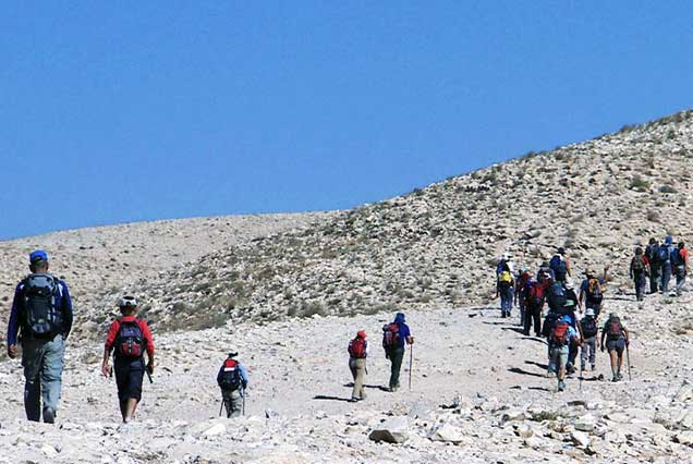 CAMINATA POR EL DESIERTO Y PUESTA DE SOL